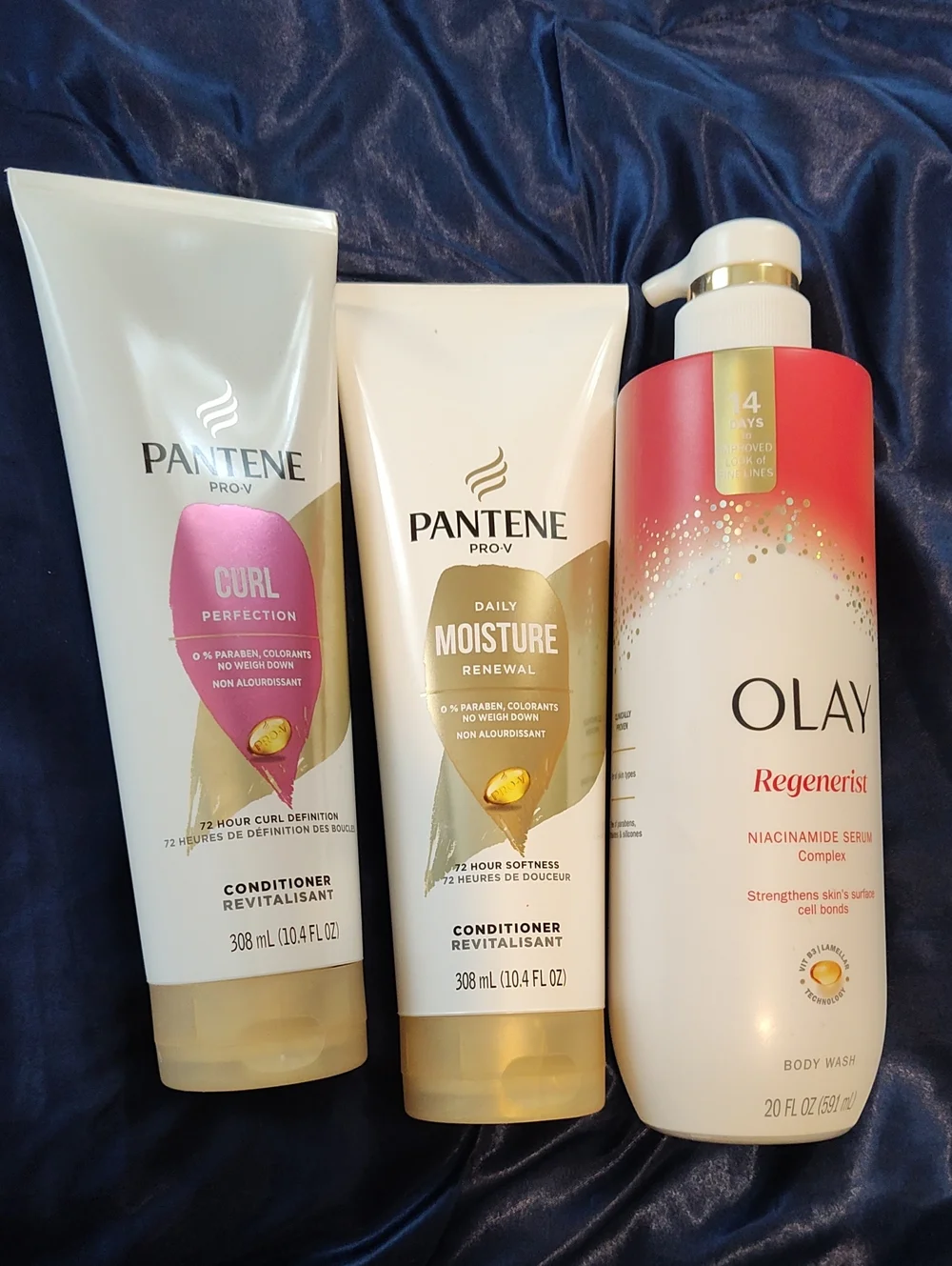Bundle Daily Moisture Renewal Conditioner -olay Body Wash